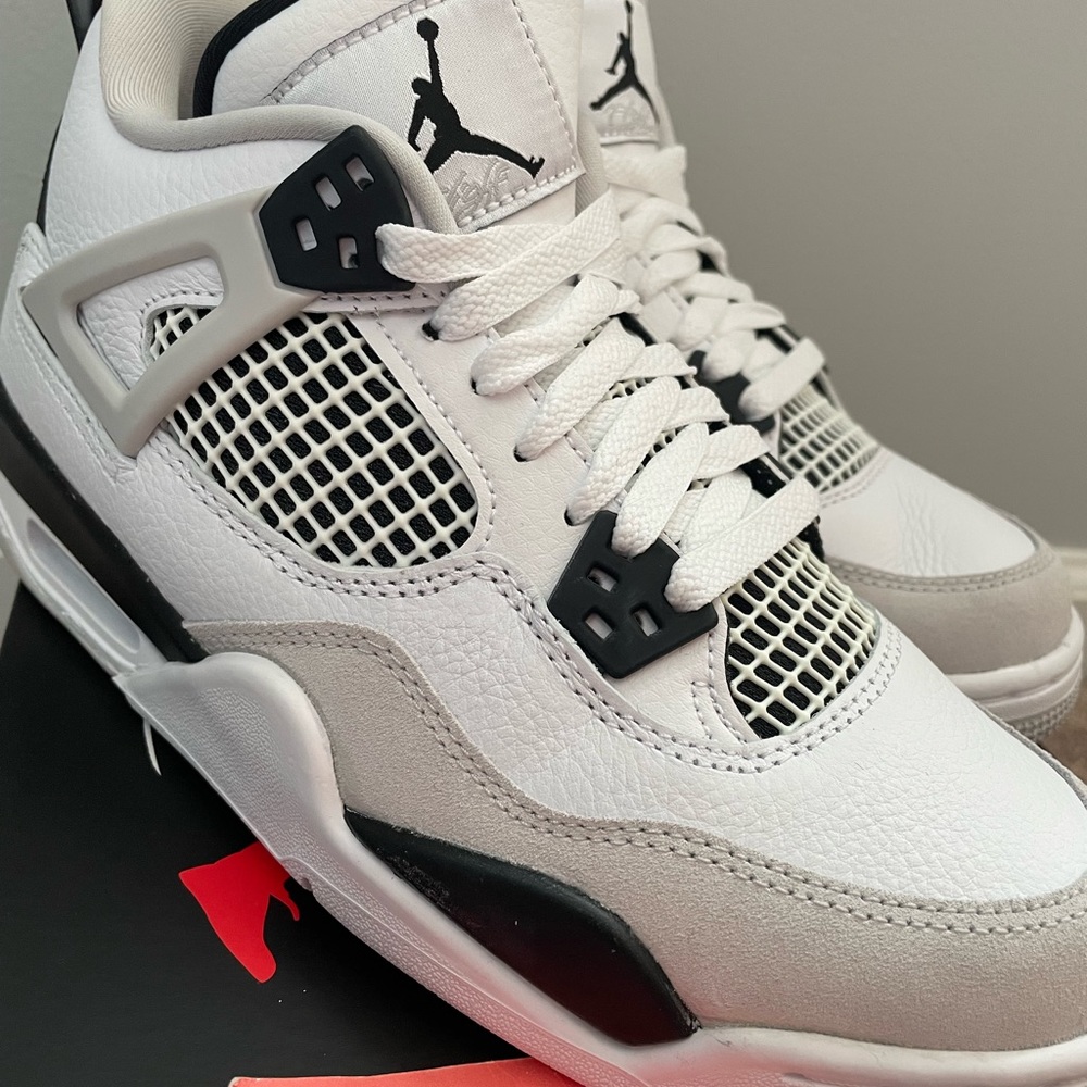 Jordan 4 “Military Black” (GS) - Picture 6 of 6